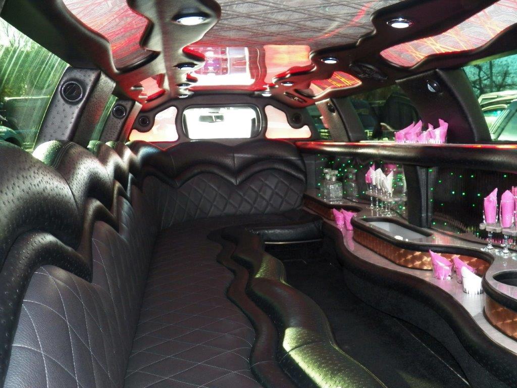 Chrysler 300 Limousine interior 10 people